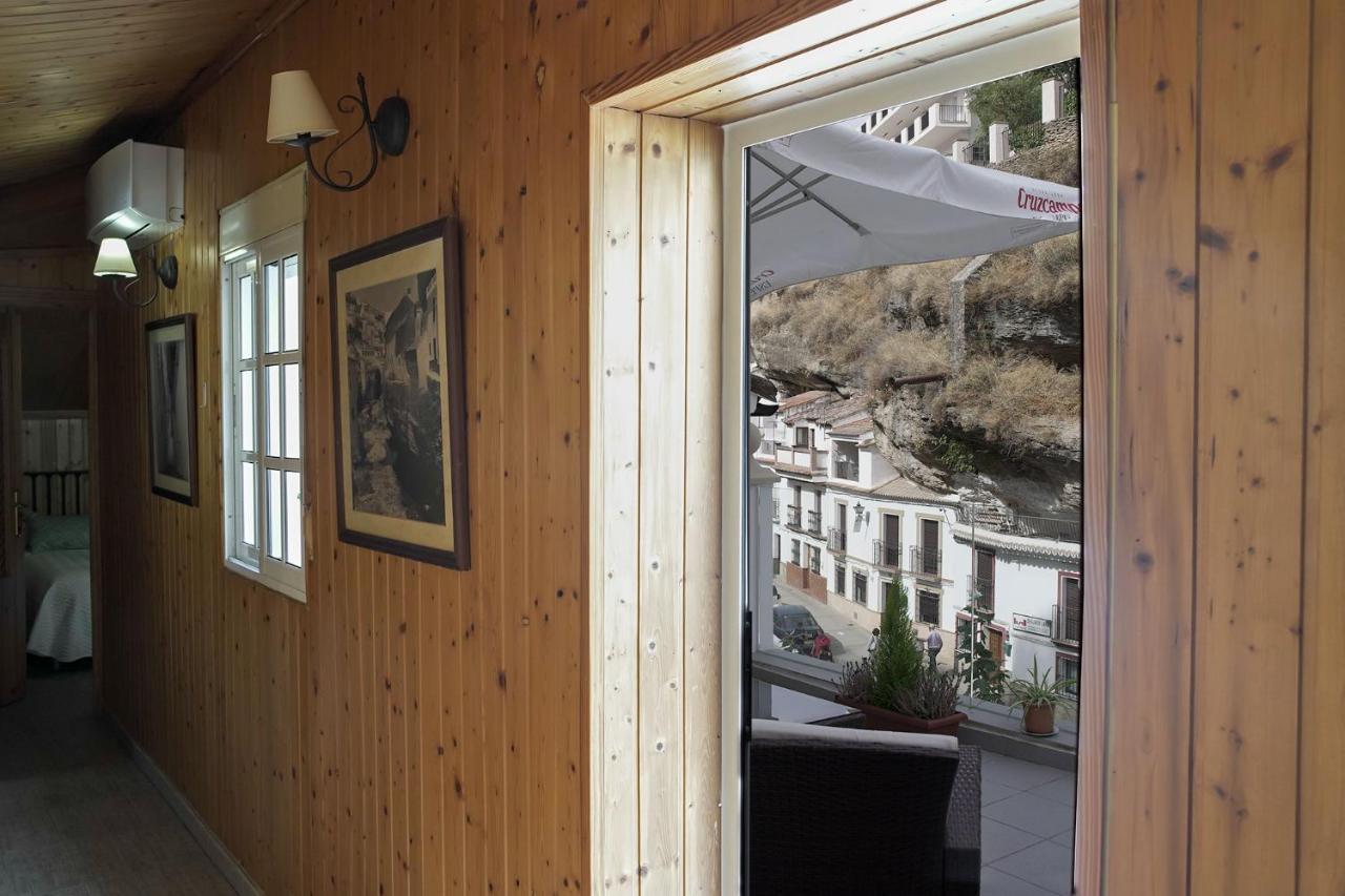 Casa Rural Las Cuevas De Setenil Setenil De Las Bodegas Exterior foto