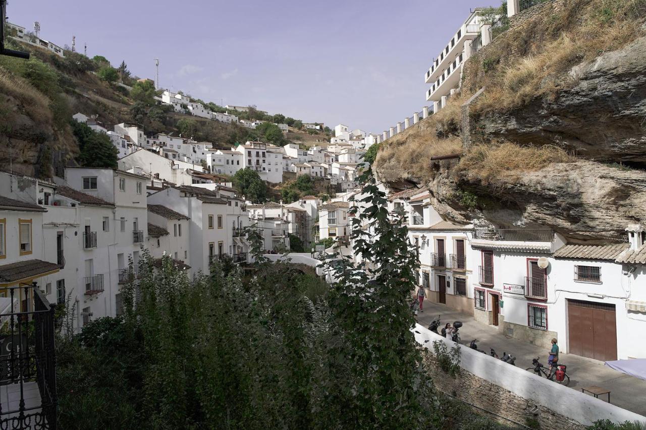Casa Rural Las Cuevas De Setenil Setenil De Las Bodegas Exterior foto